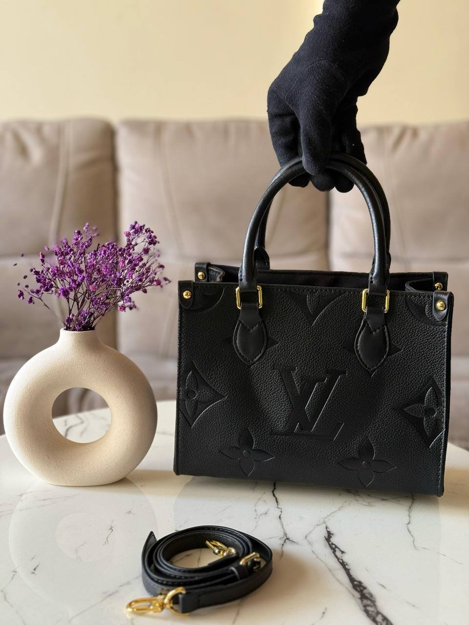 شنطة LOUIS VUITTON نسائي